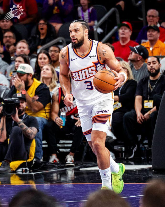bti体育-狄龙40+8生涯新高！残阵太阳爆冷大胜东部第一 坎宁安26+7